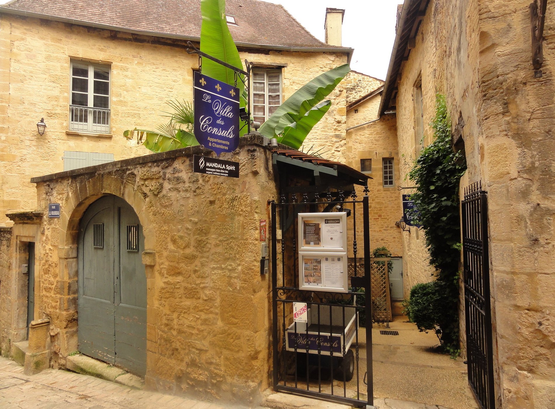 La Villa Des Consuls, Chambre D'hôtes à Sarlat-la-Canéda