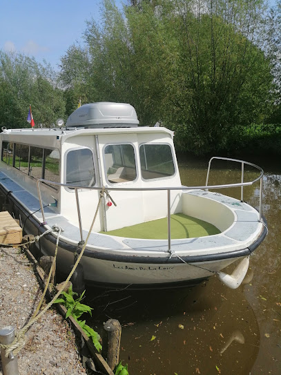 La Pénichette Du Marais Audomarois, Location De Vacances à Serques