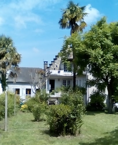 Chambres d'Hôtes L'Oustal, Chambre d'Hôtes à Oloron-Sainte-Marie