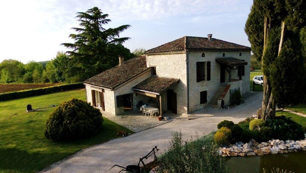 Chambre D'hôtes La Quercynoise, Chambre d'Hôtes à Montaigu-de-Quercy