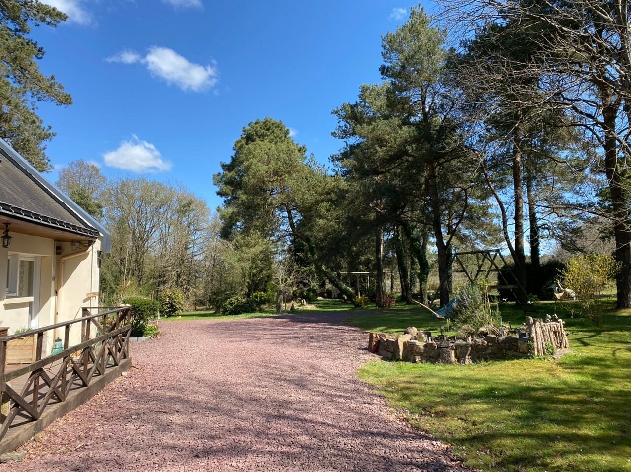 Chambres d'Hôtes Le Bois des Elfes, Chambre d'Hôtes à Mauron