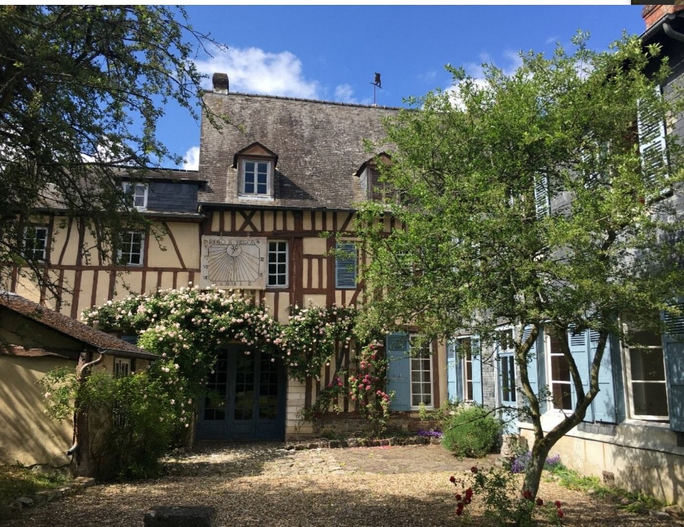 le vieux logis, Chambre d'Hôtes à Lyons-la-Forêt