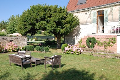 Au Cœur Du Vignoble Bourguignon Et Des Maranges, Chambre d'Hôtes à Cheilly-lès-Maranges