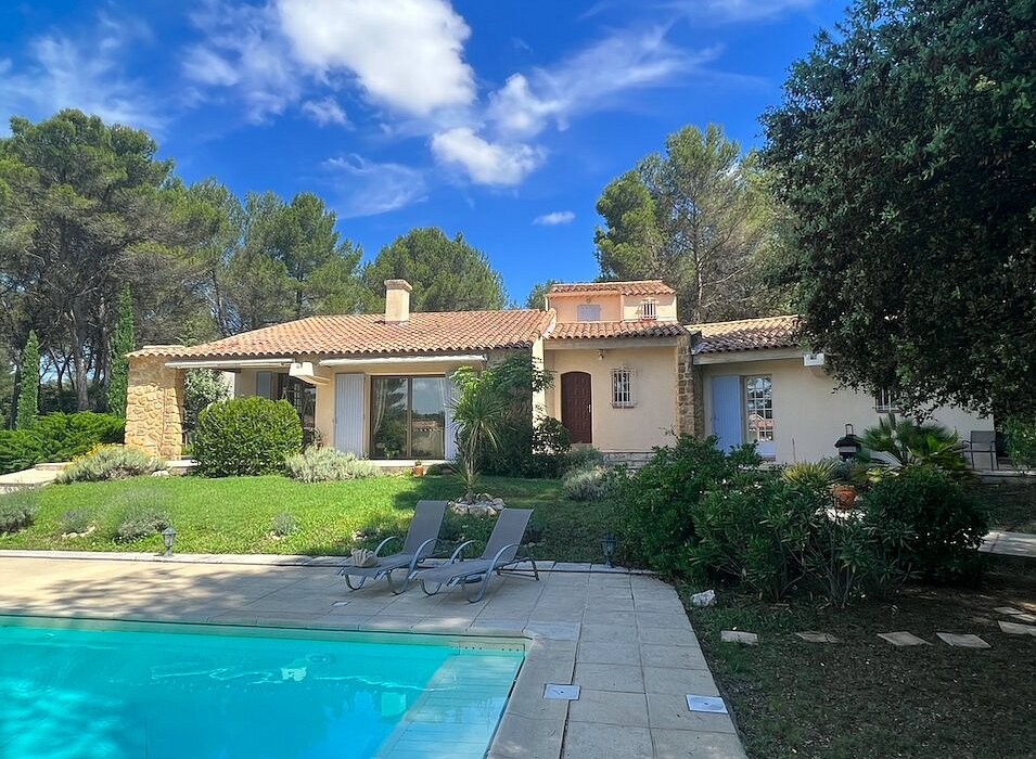 L'Oustau De Bigatié, Chambre d'Hôtes à Lambesc