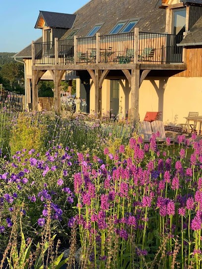 Les Herbes Flottantes, Chambre d'Hôtes à Englesqueville-en-Auge