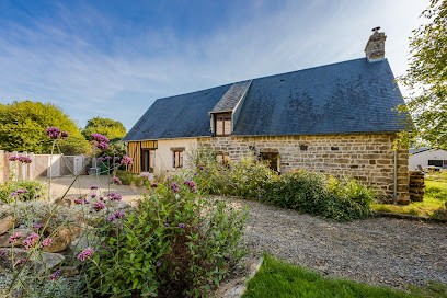Domaine du Silence, Location de Vacances à Saint-Georges-de-Rouelley