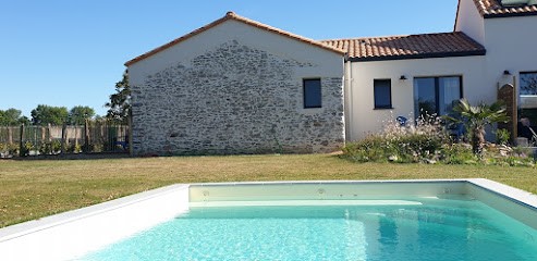 Le Grand Jardin | Chambres D'hôtes Port-Saint-Père, Chambre d'Hôtes à Port-Saint-Père