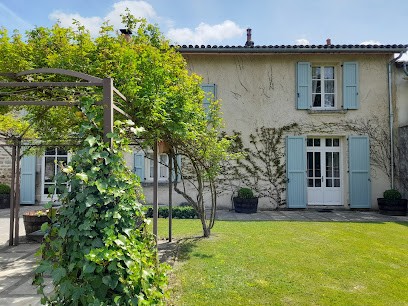 Chambre D'hôte Le Couchant, Chambre d'Hôtes à Échandelys