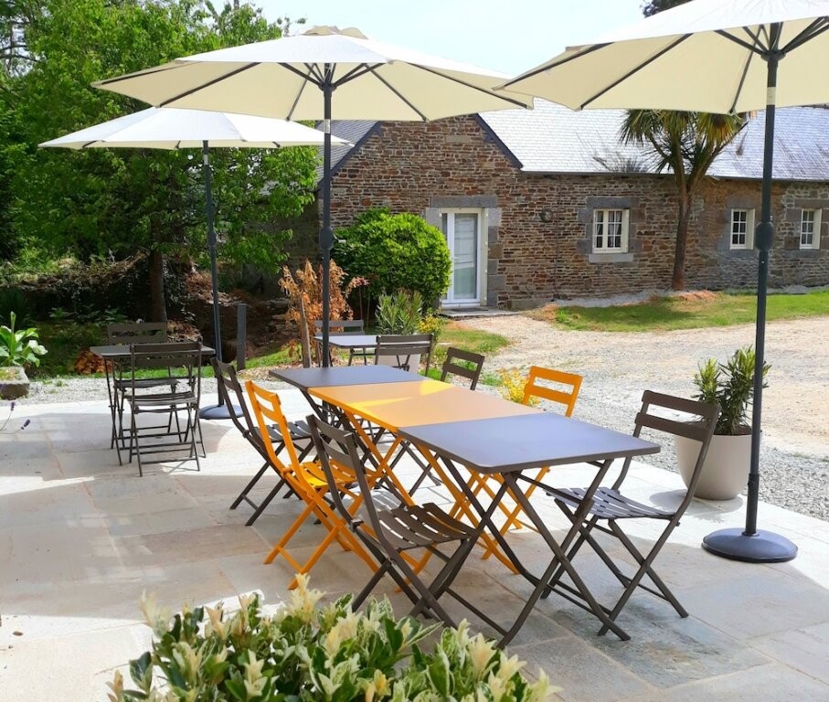 Le Manoir des Haies, Chambre d'Hôtes aux Champs-Géraux