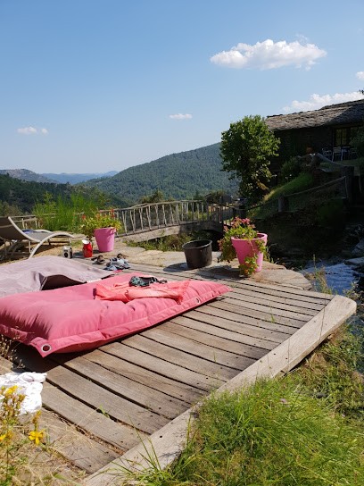 Mas Lou Abeilhs, Chambre d'Hôtes à Saint-Germain-de-Calberte