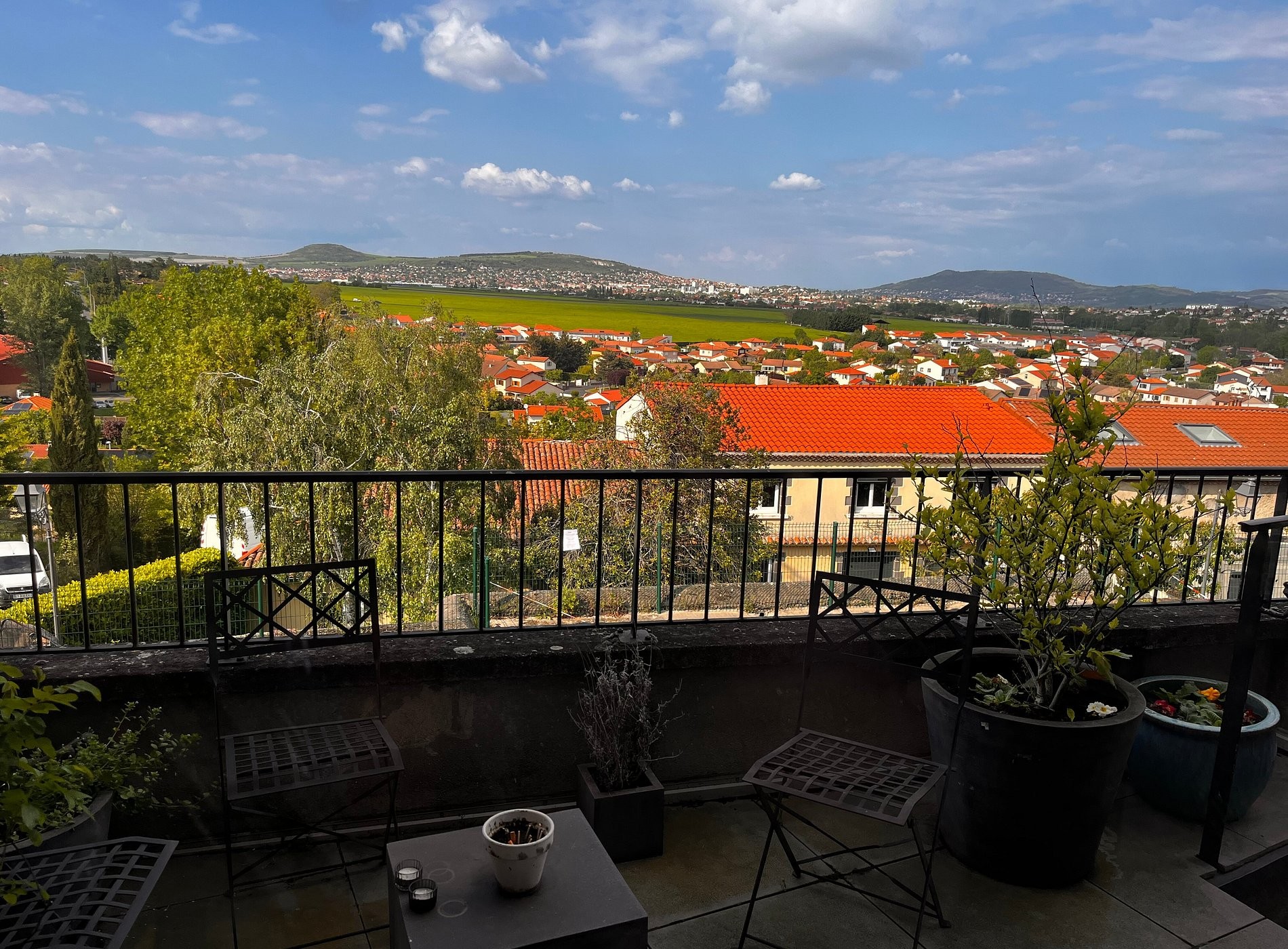 Maison Georges Couthon, Chambre d'Hôtes à Orcet