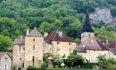 Gothique café, Chambre d'Hôtes à Baume-les-Messieurs
