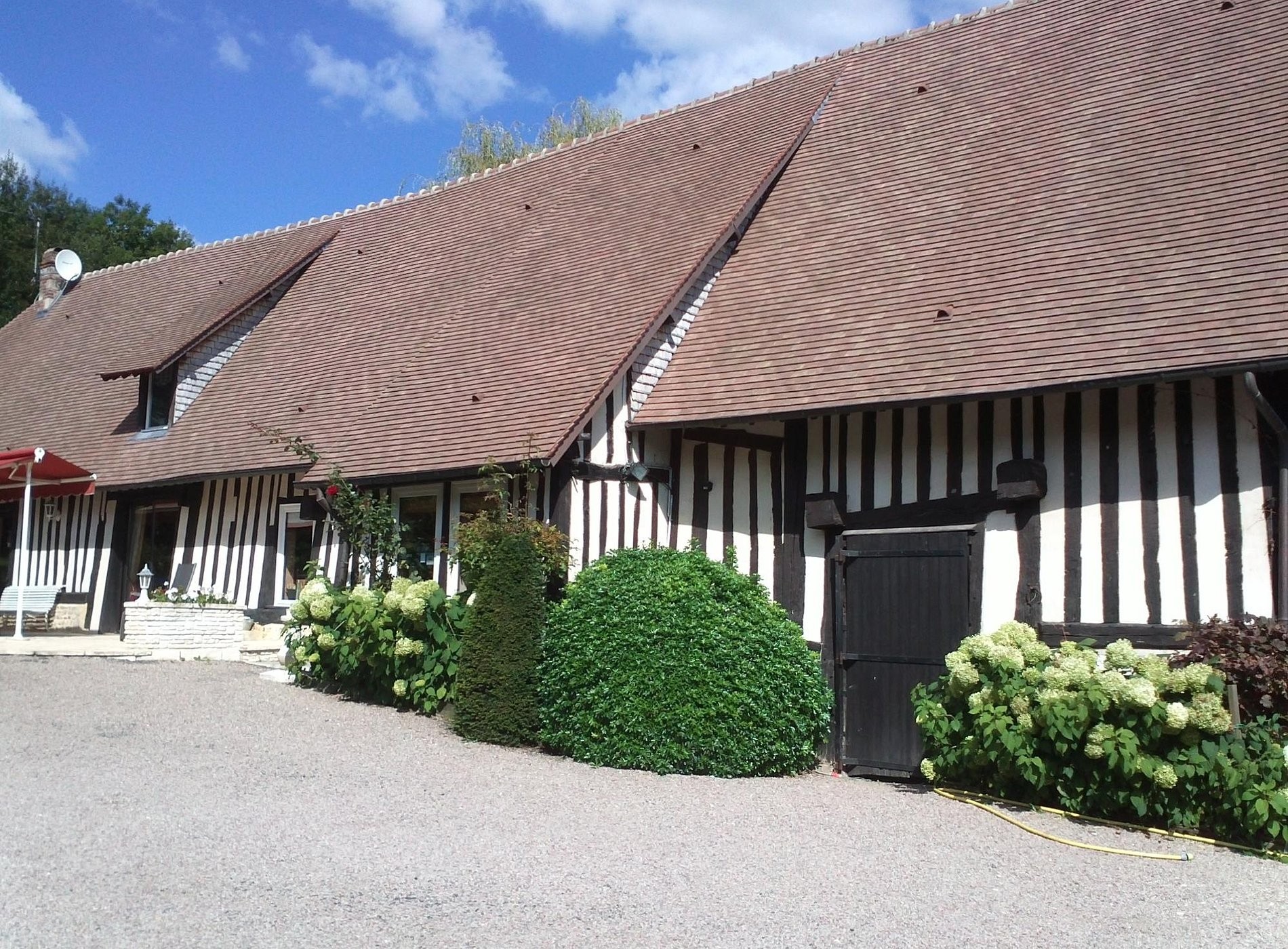 Le Vieux Pressoir, Chambre d'Hôtes à Surville