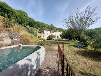 Nabat Le Haut - Gîte, Chambre d'Hôtes à Courniou