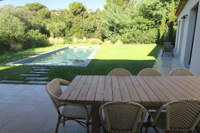 La Villa Les Oliviers, Location de Vacances à La Croix-Valmer