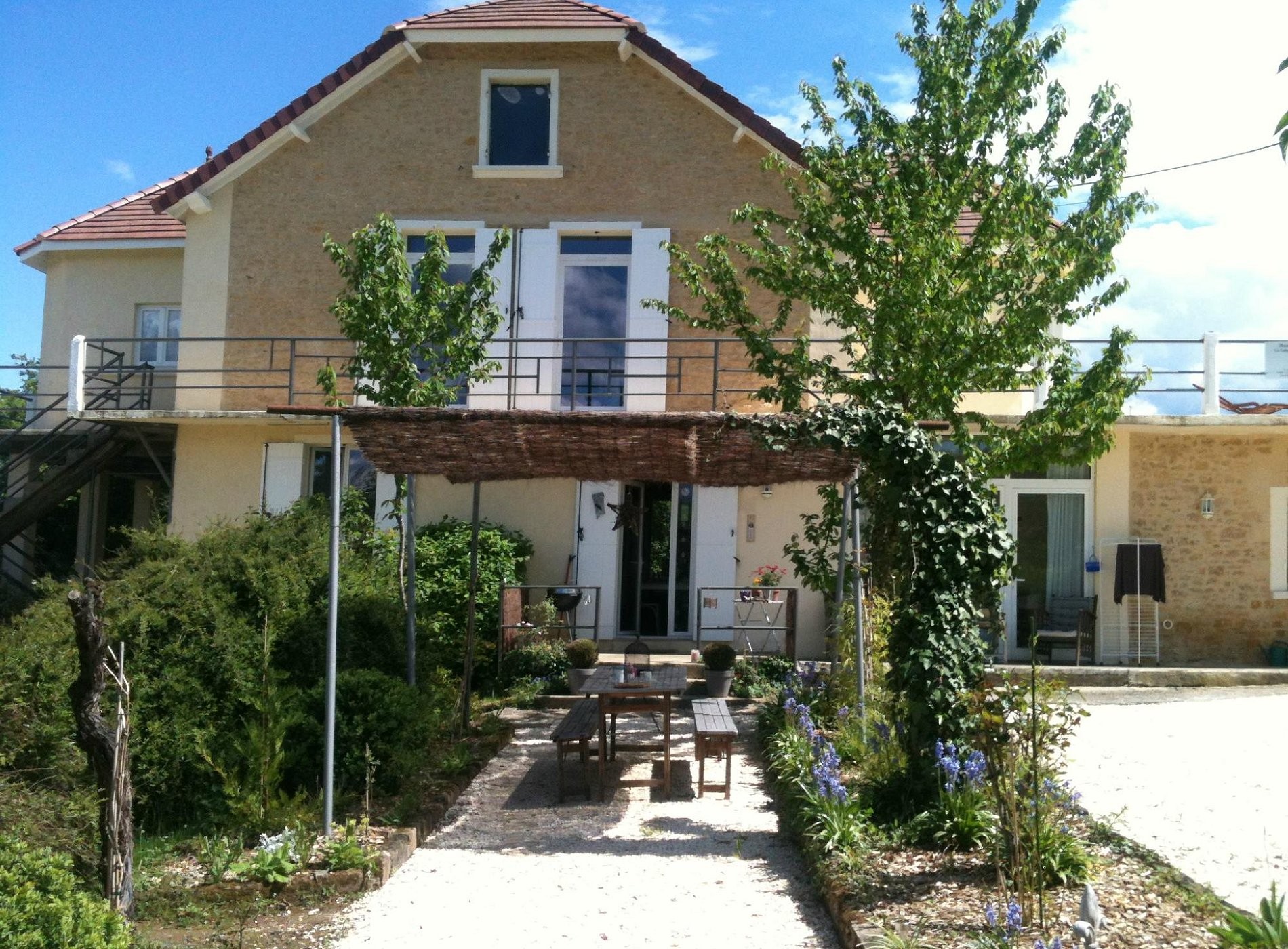 Chambres D'Hôtes Et Table D'Hôtes La Tulipe Périgourdine, Chambre d'Hôtes au Buisson-de-Cadouin