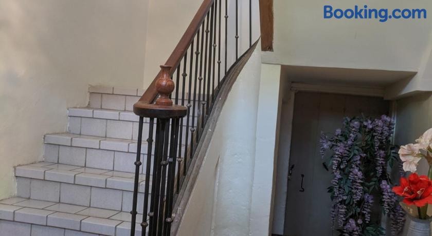 Etablissement Roussel, Location de Vacances à Saint-André-de-Sangonis