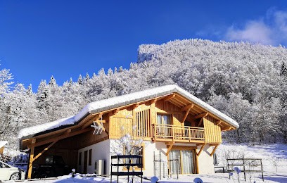 Chalet Josaly 4* Jacuzzi et Sauna, Location de Vacances à Samoëns