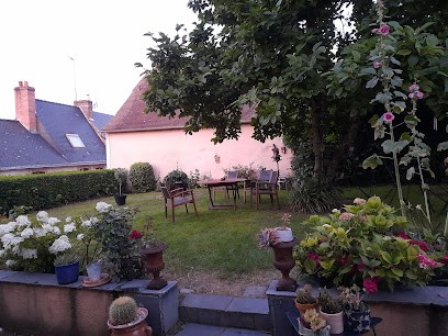 Les Chambres de la Haute Folie, Chambre d'Hôtes au Grand-Lucé