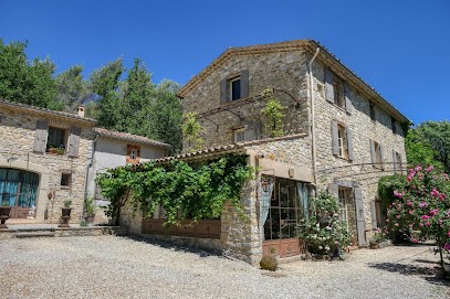 Mas en Baronnies Provençales - Maison d'hôtes, Maison d'Hôtes à Eygaliers