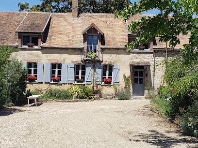 La Ptite Vallée - Montmachoux, Chambre d'Hôtes à Montmachoux