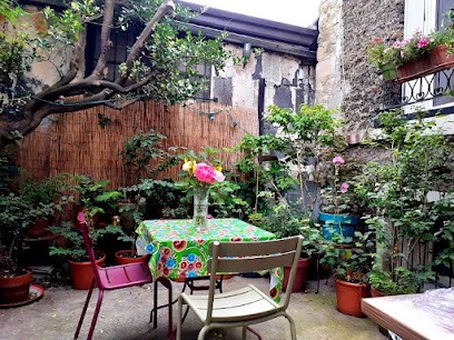 Guesthouse Bell'Artist Belleville Paris, Maison d'Hôtes à Paris 19