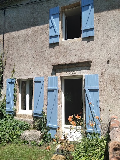 Gite des Peyreyres, Location de Vacances à Lespéron