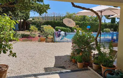 La Luberonne, Chambre d'Hôtes à Lourmarin