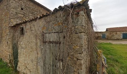 Le Logis de frangeuse, Chambre d'Hôtes à Voulmentin