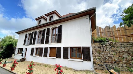 Résidence Loanie & Soins, Chambre d'Hôtes à Châlus