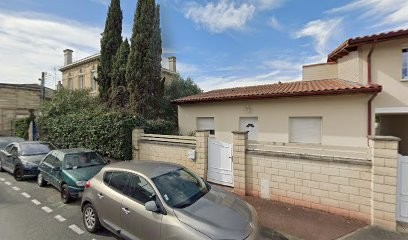 Les petits bord'eaux B&B, Chambre d'Hôtes à Bègles