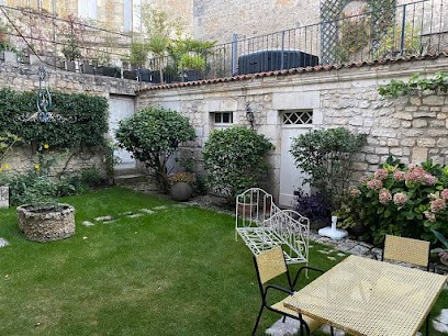 Maison Saint-Maur - Chambres D'hôtes, Chambre d'Hôtes à Saintes
