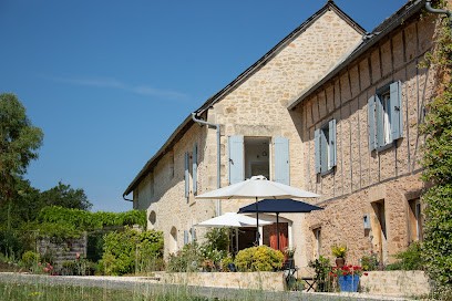 La Maison de Léopold - chambres d'hôtes avec piscine en Dordogne, Chambre d'Hôtes à Terrasson-Lavilledieu