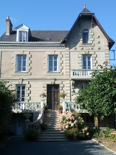 Lime Trees, Chambre d'Hôtes à Arnac-Pompadour