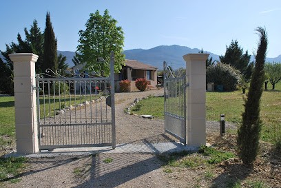Ferienhaus Les Lavandins, Location de Vacances à Saint-Sauveur-Gouvernet