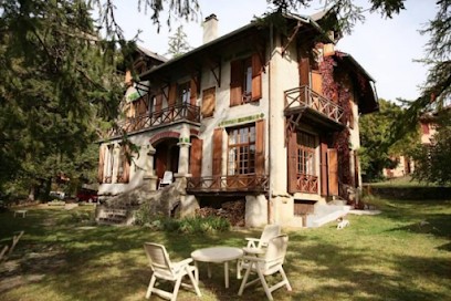 La Chaumière, Maison d'Hôtes à Colmars