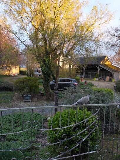 Chez Noelle, Chambre d'Hôtes à Illiers-Combray