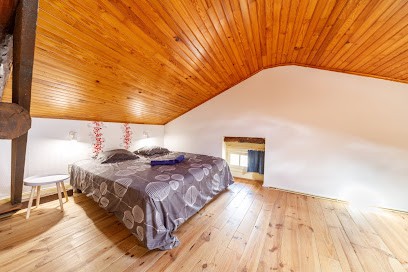 Chambres D'hôtes Les Terrasses De L'abbaye, Chambre d'Hôtes à Lavaudieu