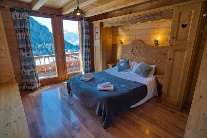 CHALET LES 2 VALLEES, Location de Vacances à Châtel