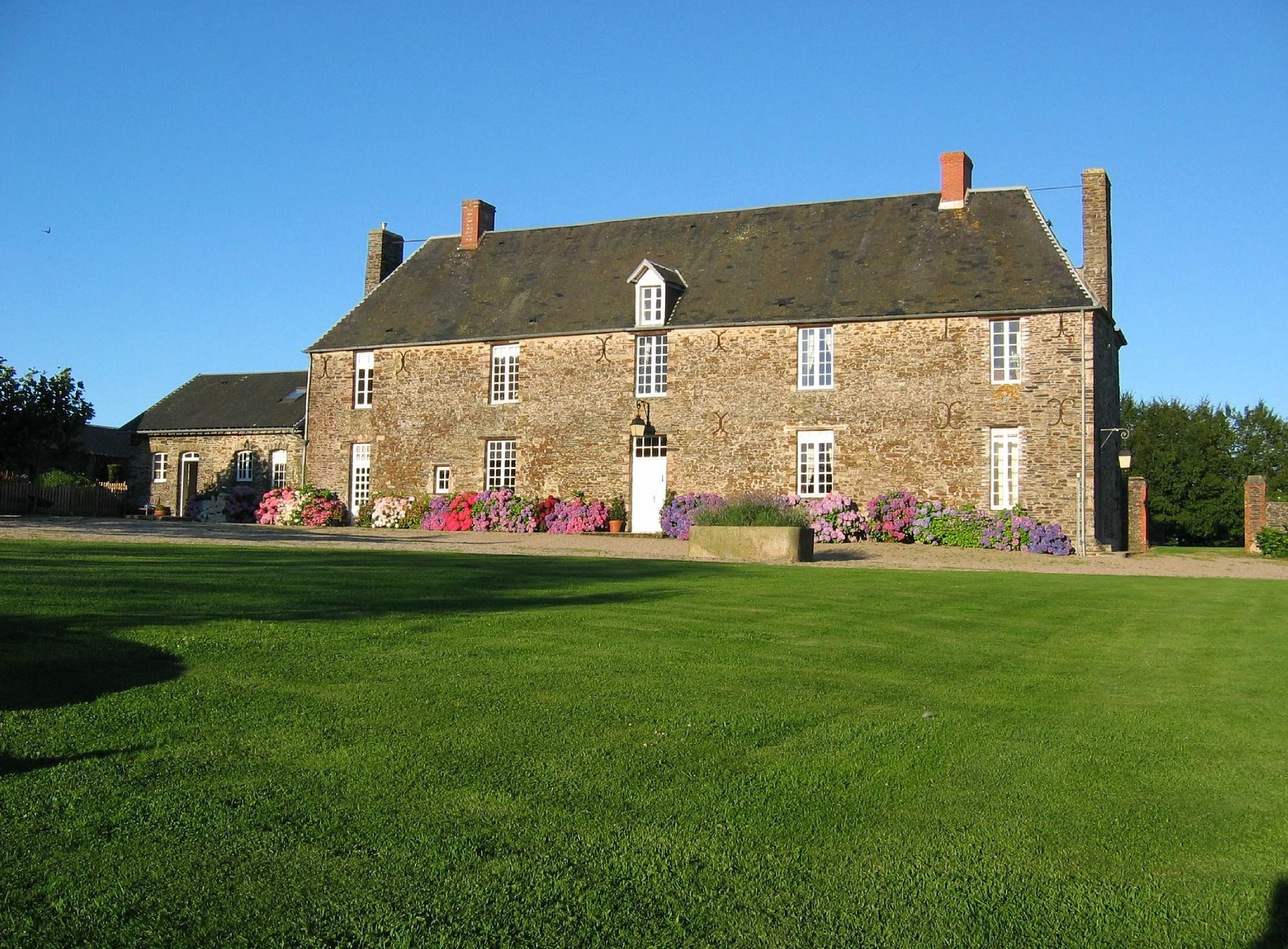 Le Manoir de Hérouville, Maison d'Hôtes à Litteau