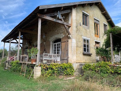 Entrepôt de la gare, Chambre d'Hôtes à Montaron