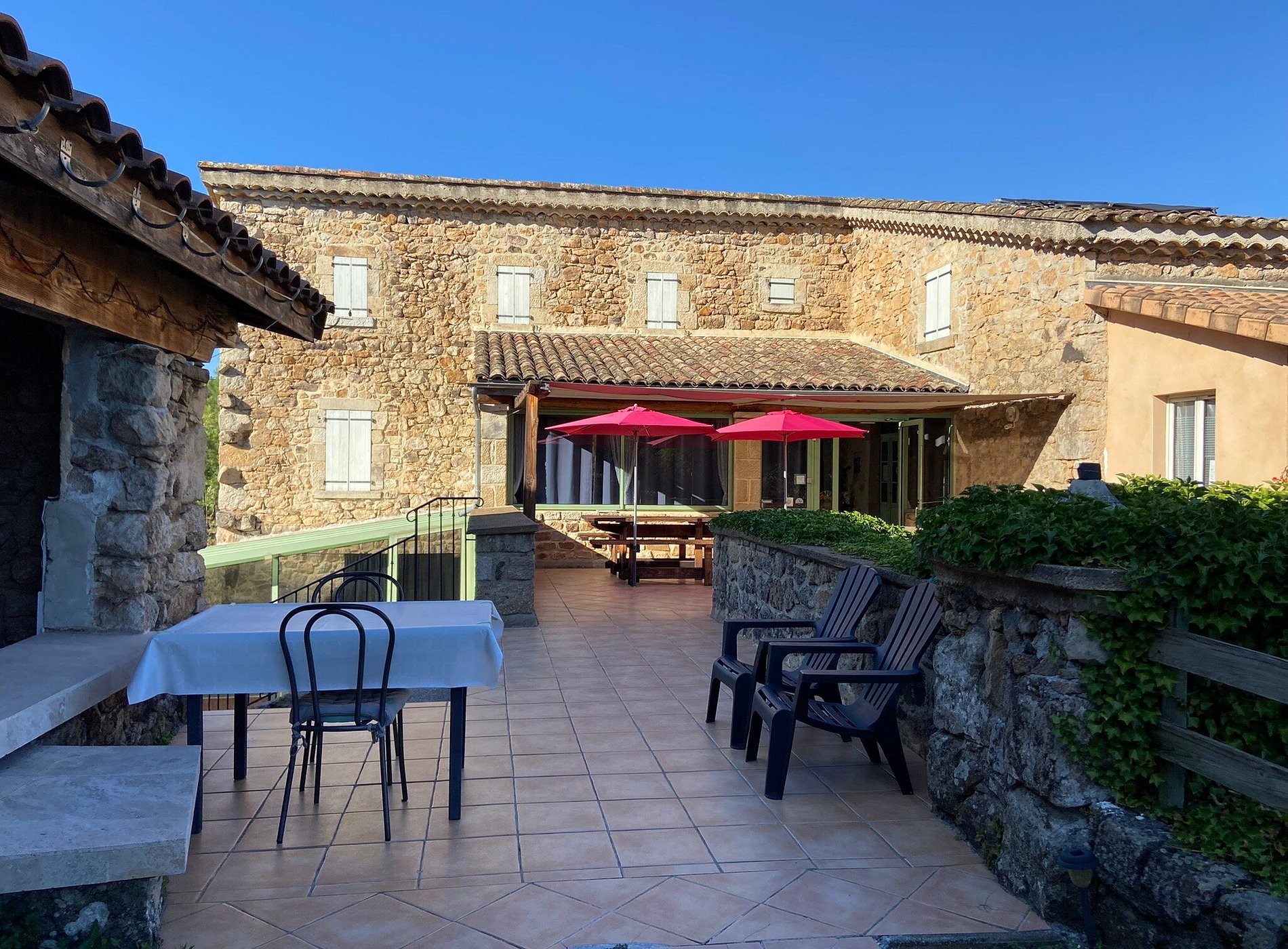 Chambres Et Table D'hôtes, Perles De Aime, Chambre d'Hôtes à Laurac-en-Vivarais