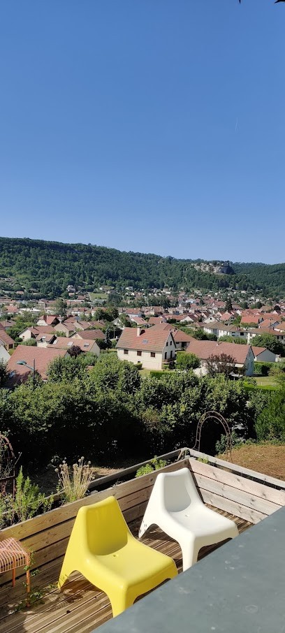 B&B Les Hauts D'Ornans, Chambre d'Hôtes à Ornans