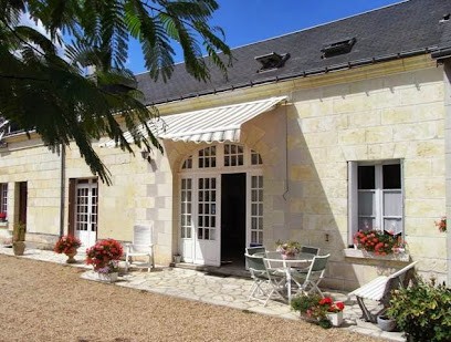Chambres d'Hôtes Le Logis de la Croix aux Pierres, Chambre d'Hôtes à Restigné