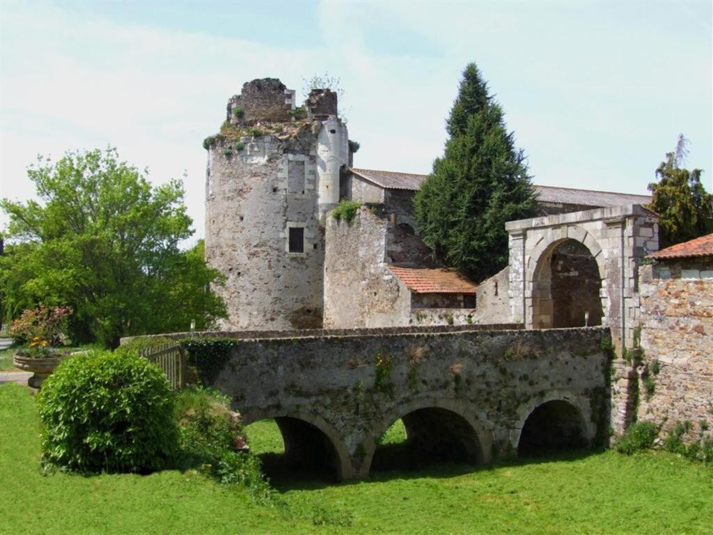 Château De La Galissonnière, Chambre d'Hôtes au Pallet