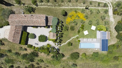 Terres De Cécile, Location de Vacances à Pernes-les-Fontaines