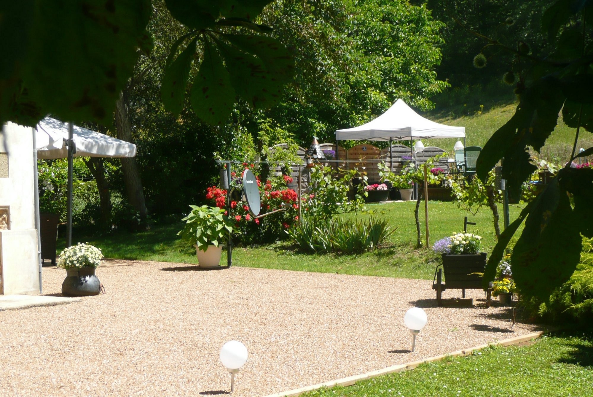 Domaine Serrot, Chambre d'Hôtes à Saint-Élix-Theux