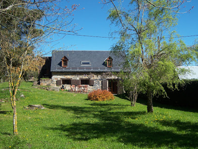 Chalets De Luchon - La Grange Des Quatre Saisons, Location De Vacances à Gouaux-de-Luchon