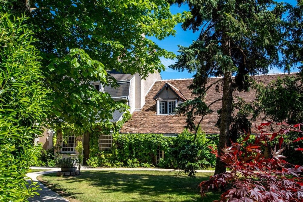 Le Clos Saint Sulpice chambre d'hôtes avec piscine, Chambre d'Hôtes à Fossé