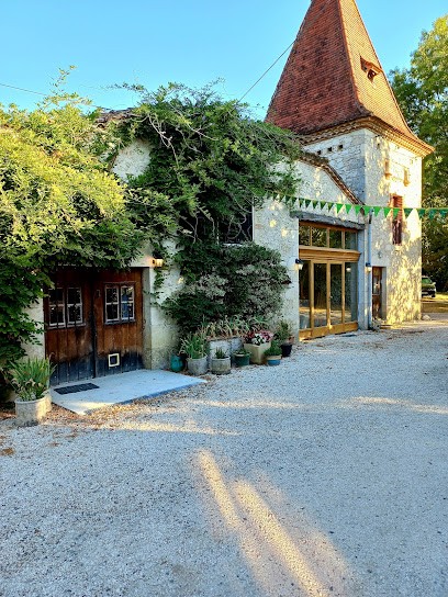 CHAMBRE D'HOTES, Chambre d'Hôtes à Brassac